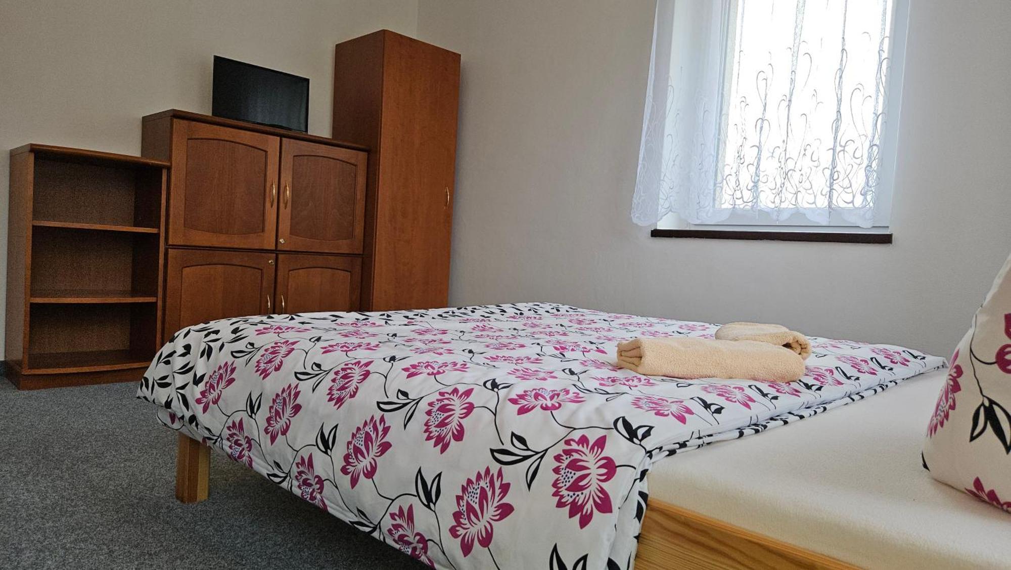 U Pohody Hotel Kovarska Ngoại thất bức ảnh